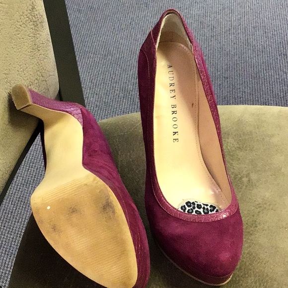 Heels - Picture 1 of 1